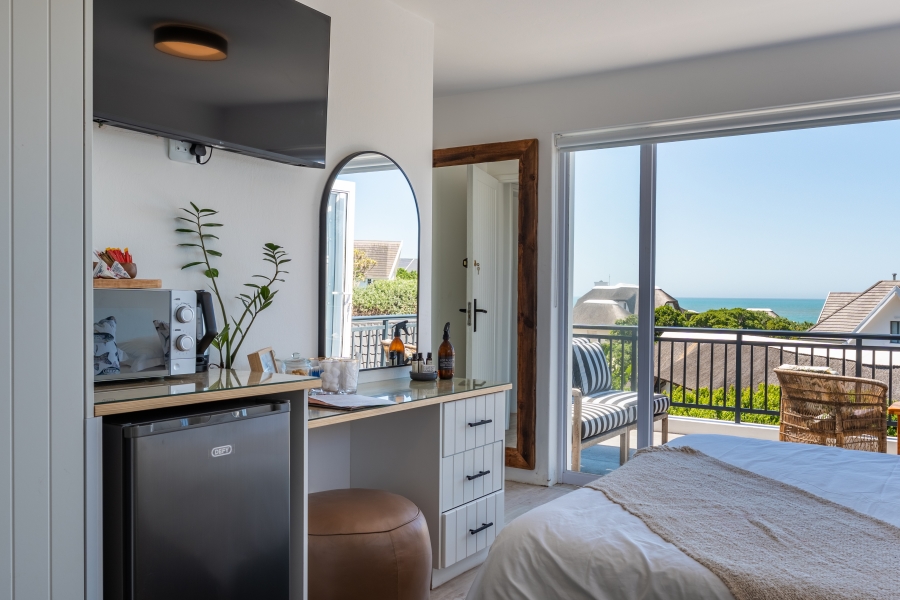 5 Bedroom Property for Sale in St Francis Bay Village Eastern Cape
